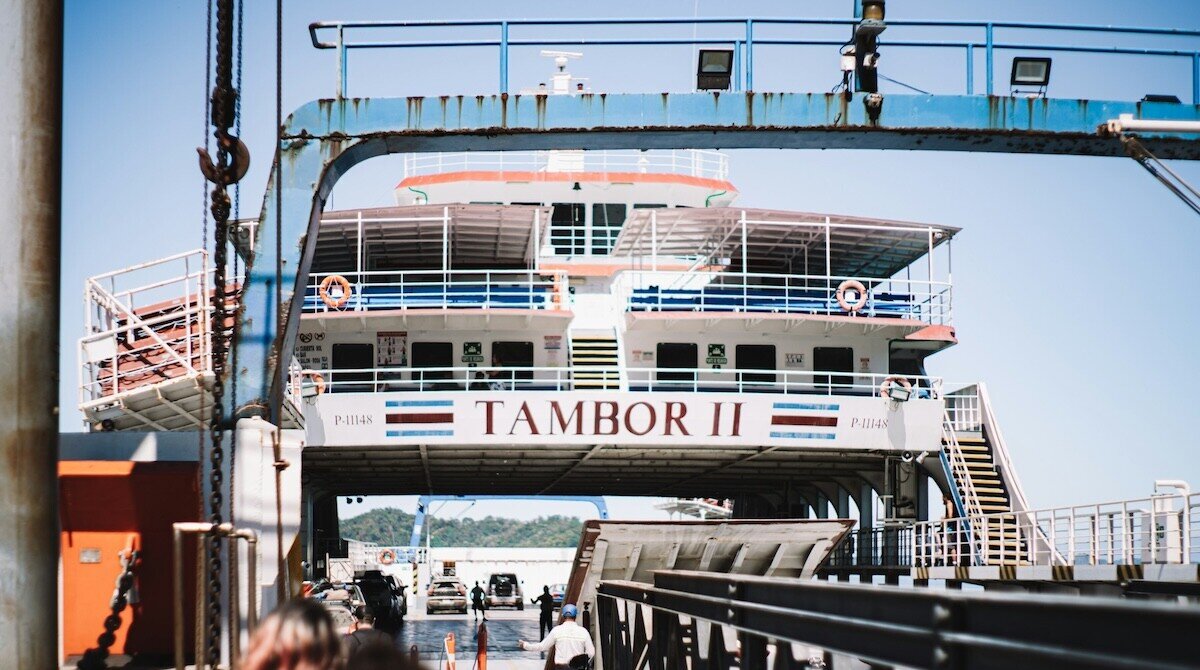 プンタレナス港　コスタリカ