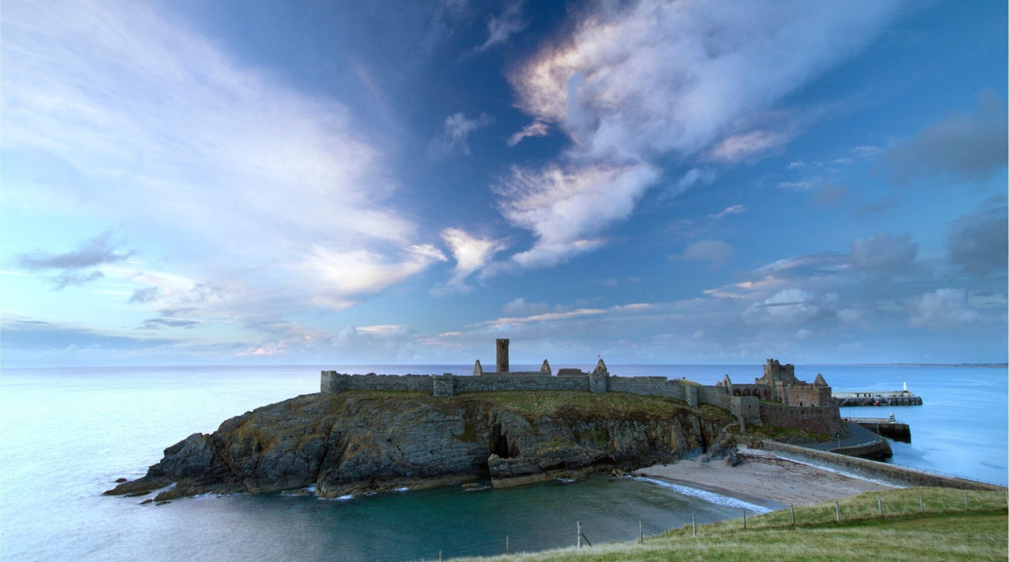 قلعة في جزيرة مان