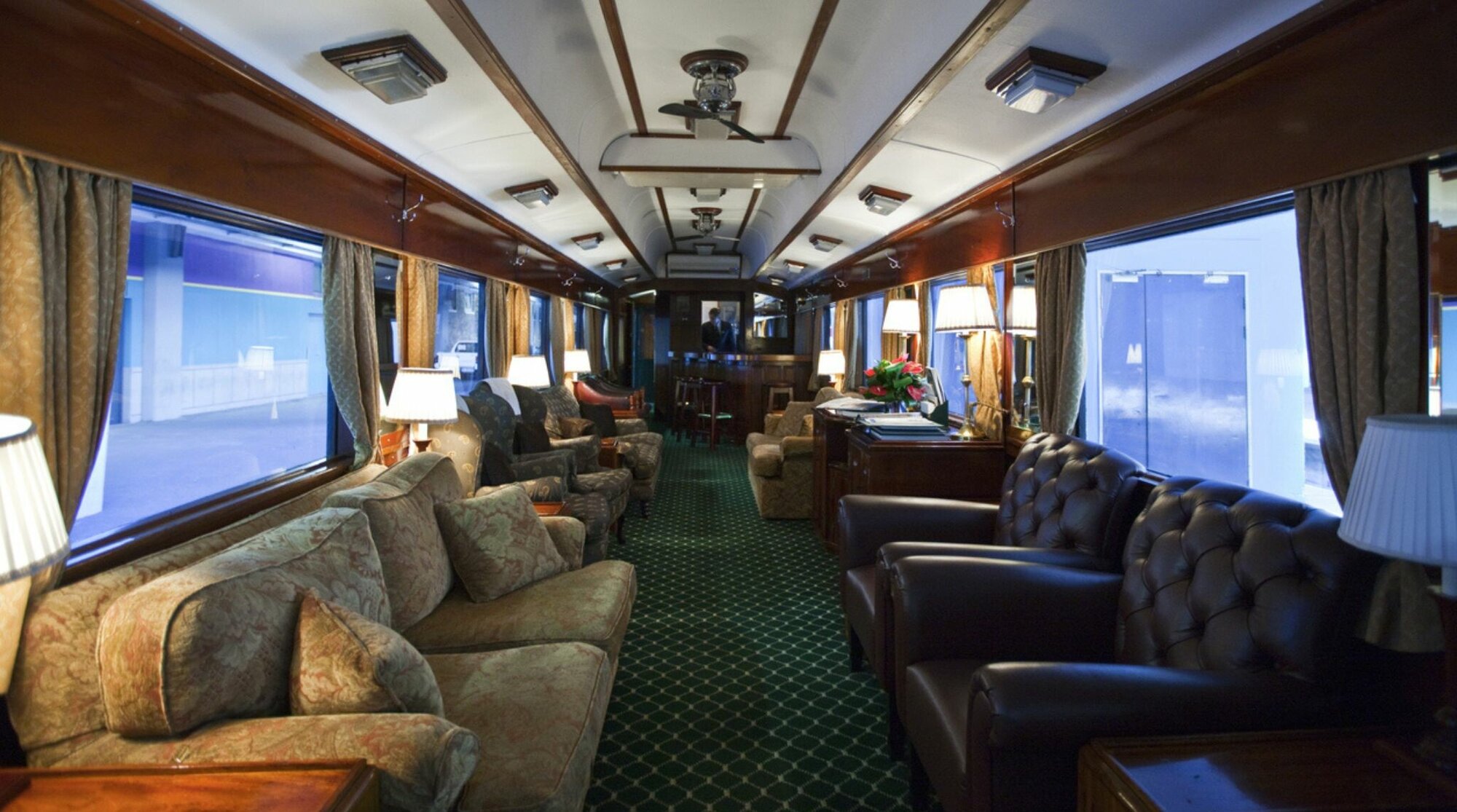 train de luxe pour safari en afrique avec rovosrail