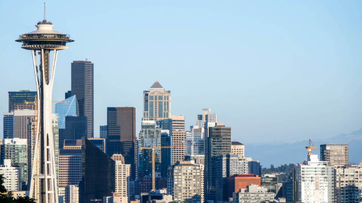 Seattle skyline, the home of PAX West, answering “where is PAX West?” with views of the city where the gaming PAX event takes place - perfect for travellers using an eSIM USA for connectivity.