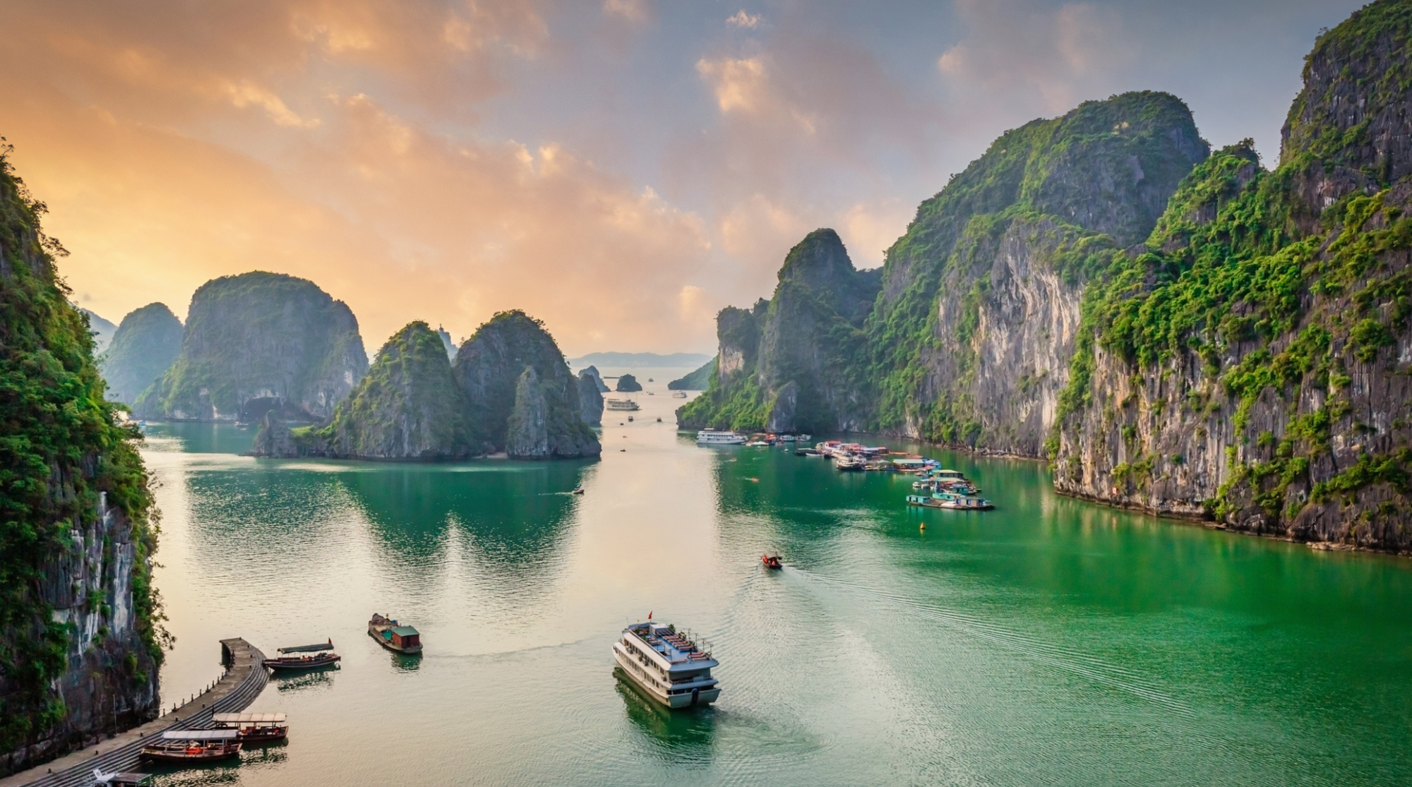 خليج ها لونغ فيتنام