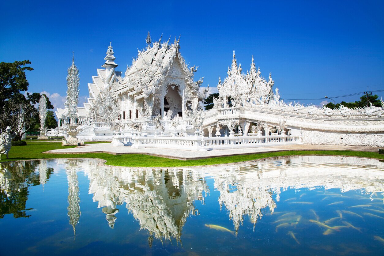 Wat Rong Khun o Bianco, luogo, il Tempio di Chiang Rai, Tailandia.