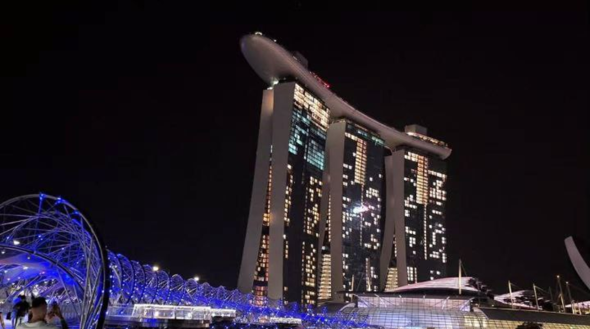 Marina Bay Sands at night