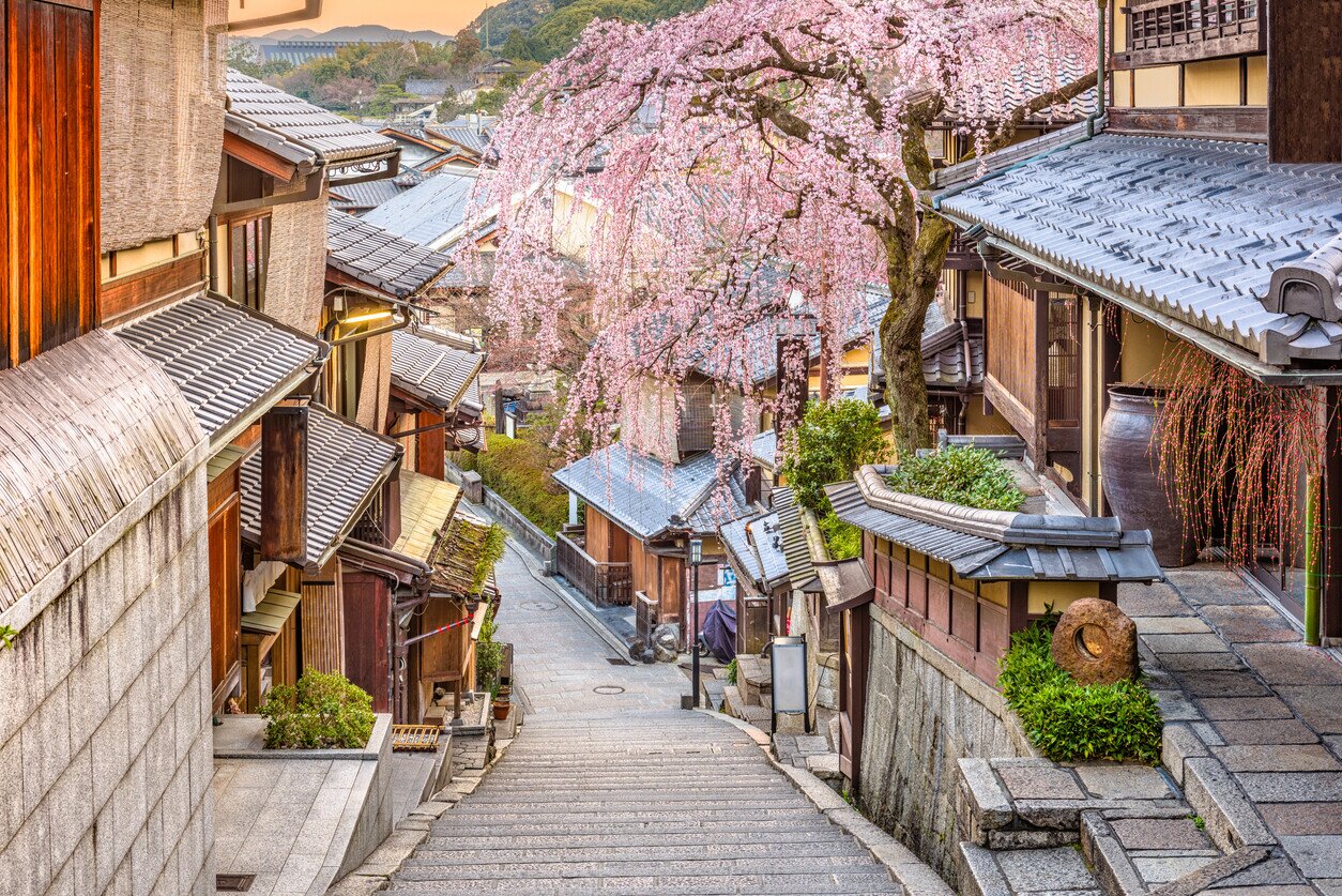 Alleys in Kyoto, Japan, with cherry blossom trees