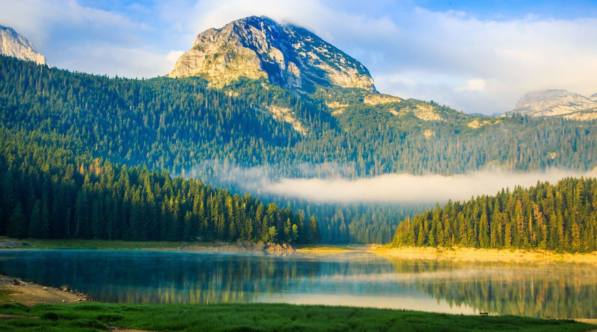 عرض طبيعة الجبل الأسود