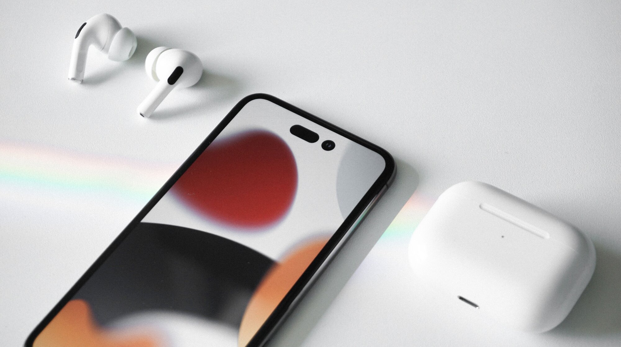 iphone 14 i słuchawki airpods