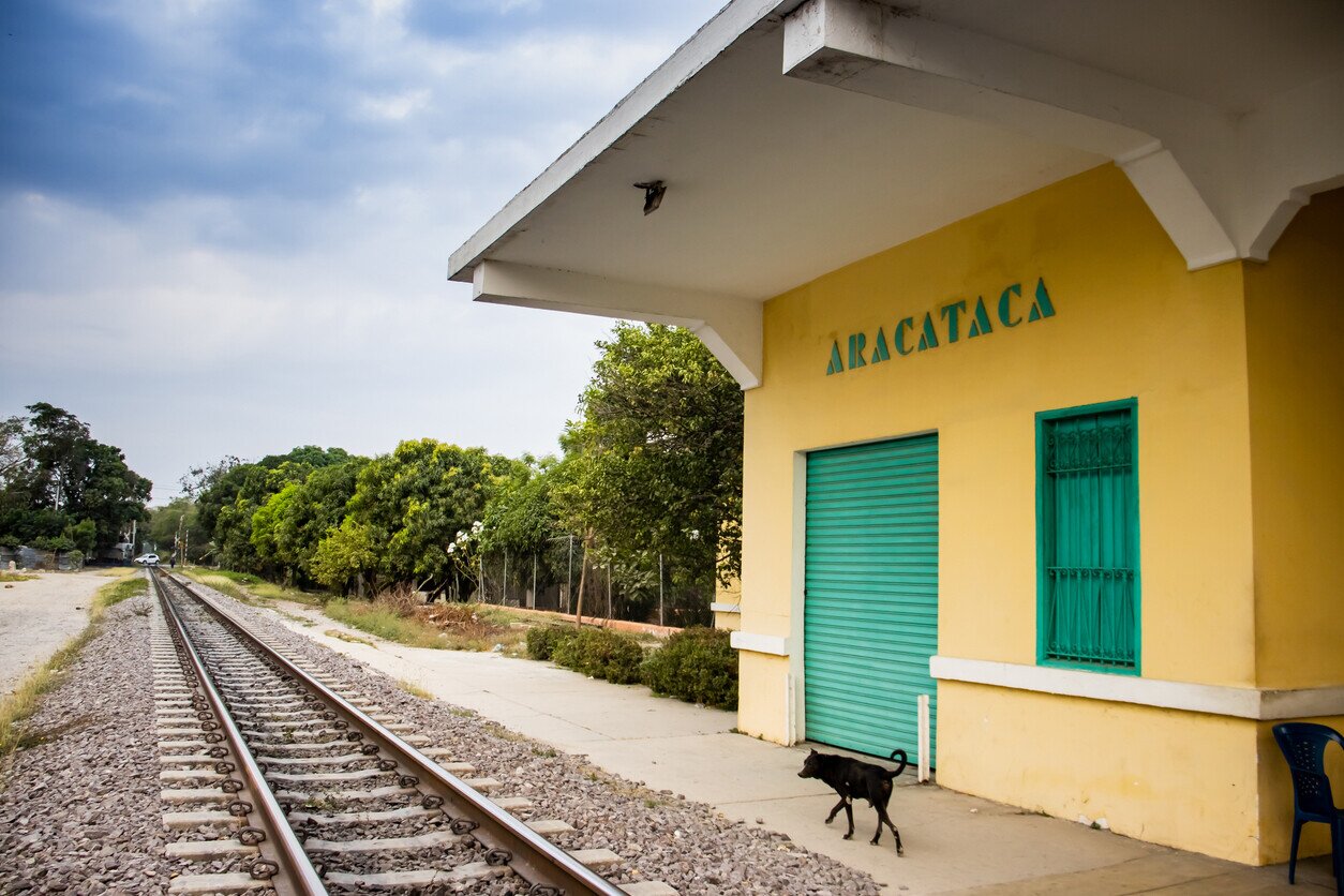 Yellow Aracataca train station