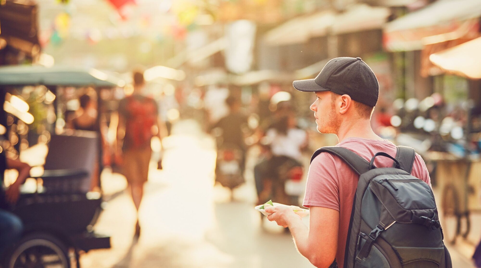 touriste dans la rue a Siem Reap