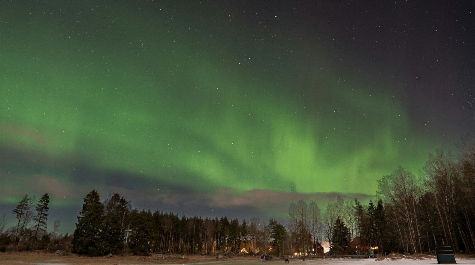 أورورا الشفق القطبي في السويد