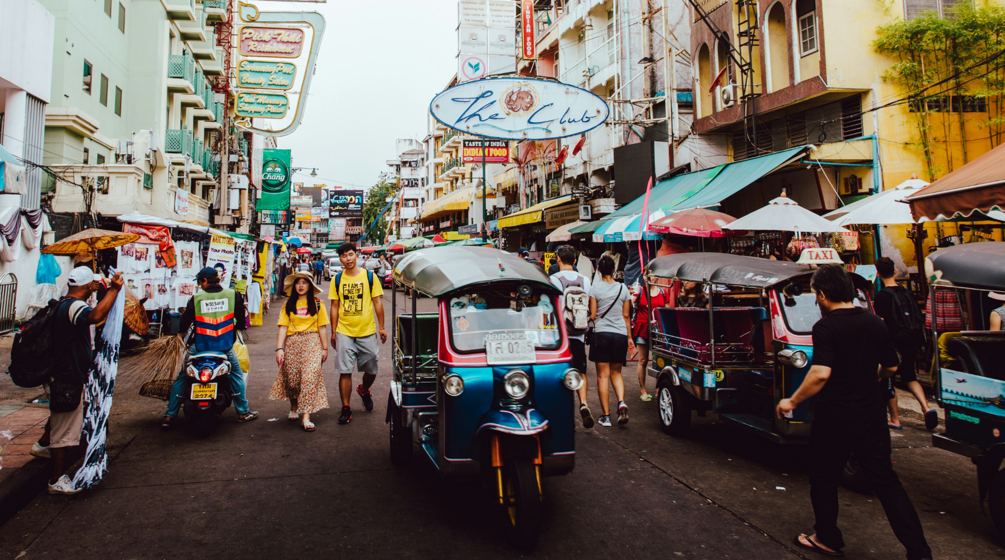 Eine Straße in Thailand