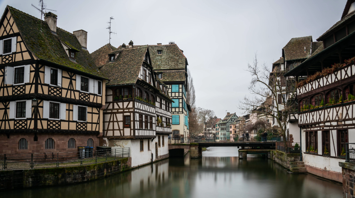 Canal en Estrasburgo, Francia