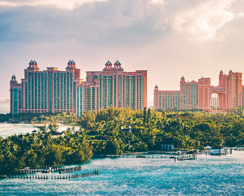 What to Do In Nassau, Bahamas Based On How You Travel
