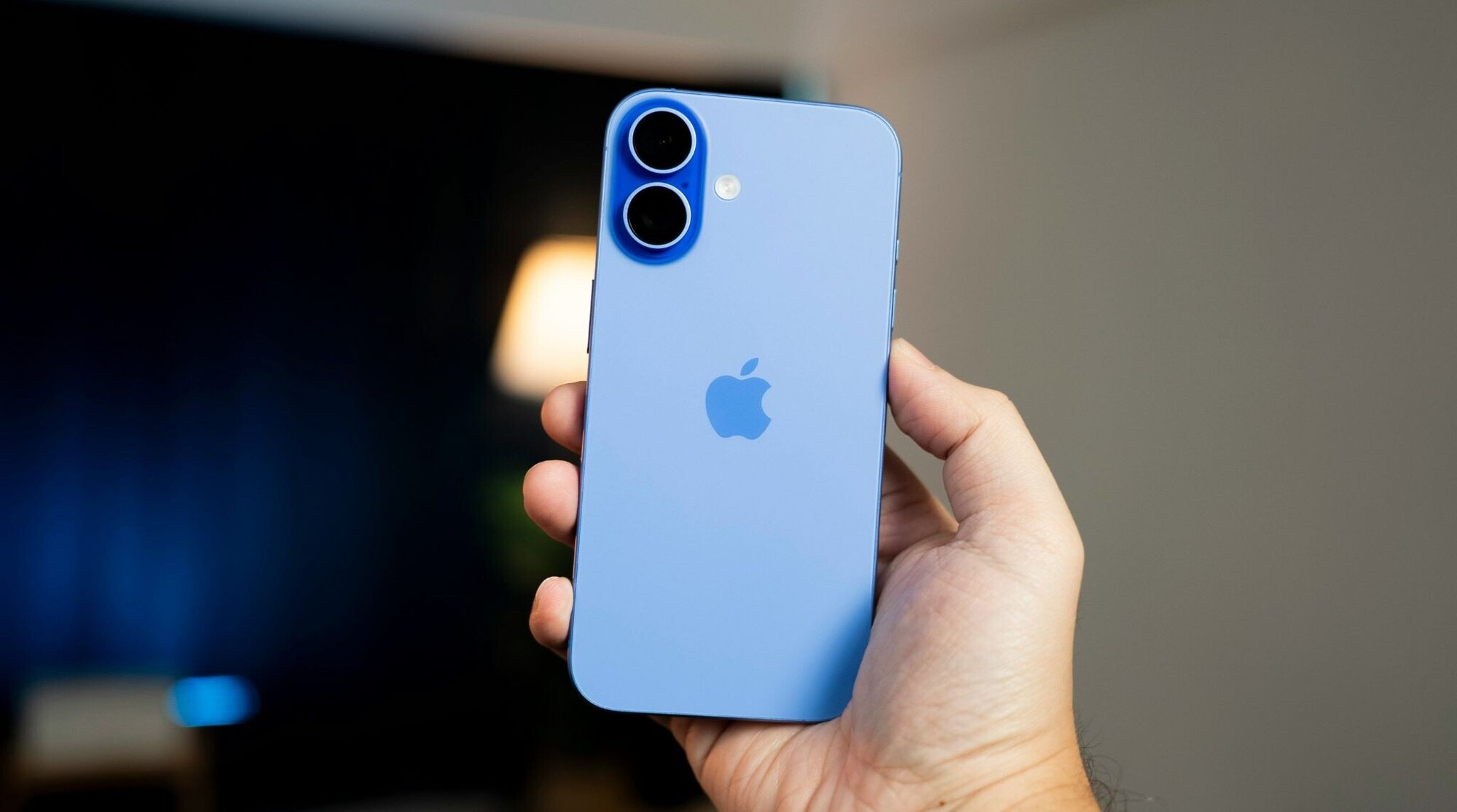 iphone 16 en bleu