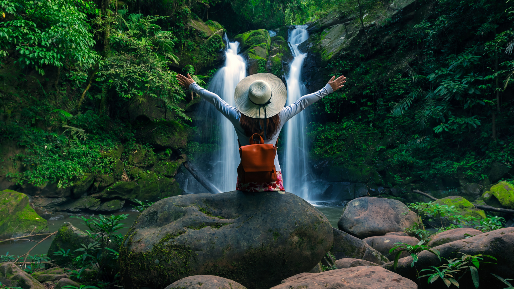 Viaggiare da sola: consigli pratici per viaggiatrici