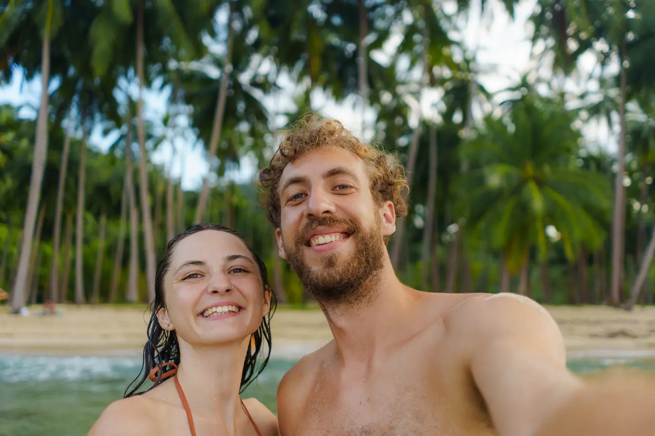 Scatta un selfie tra le isole delle Filippine con smartphone e connessione mobile