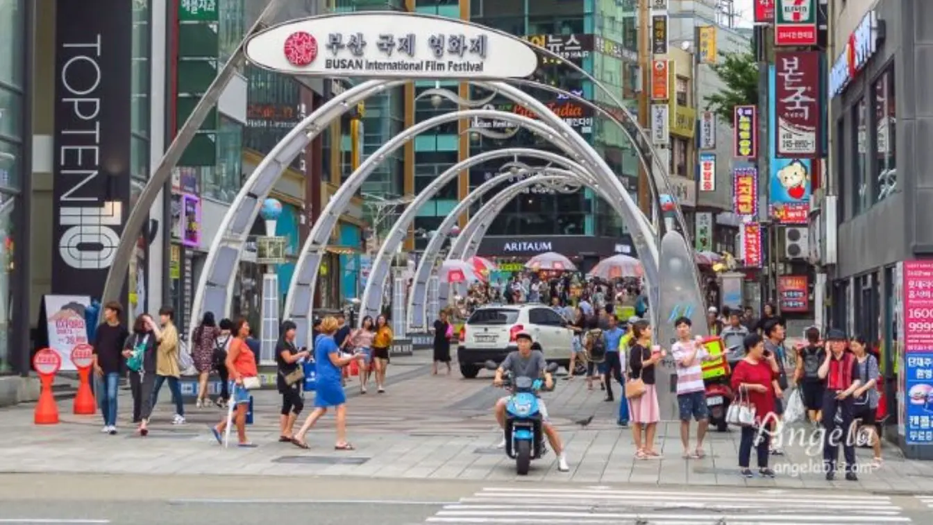 La Plaza BIFF, el centro de comida callejera de Busan.