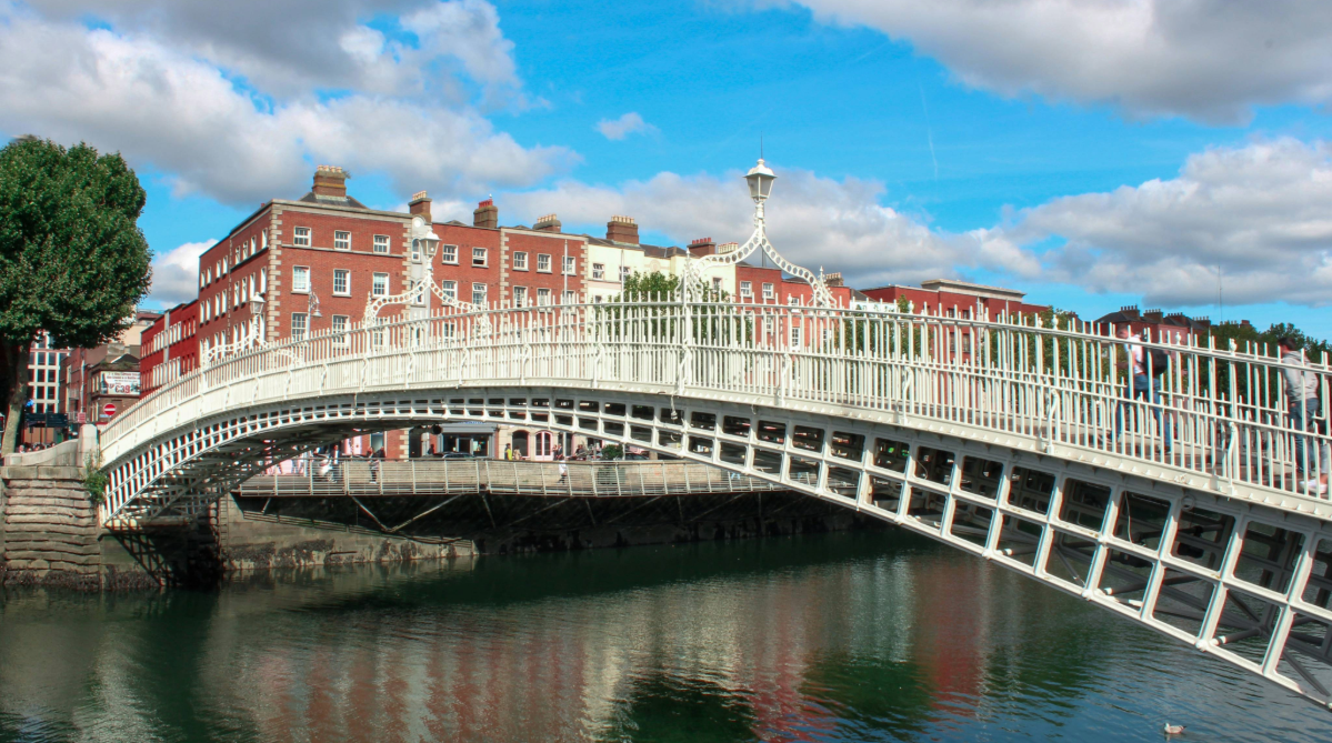 Ha'penny Bridge, Dublin