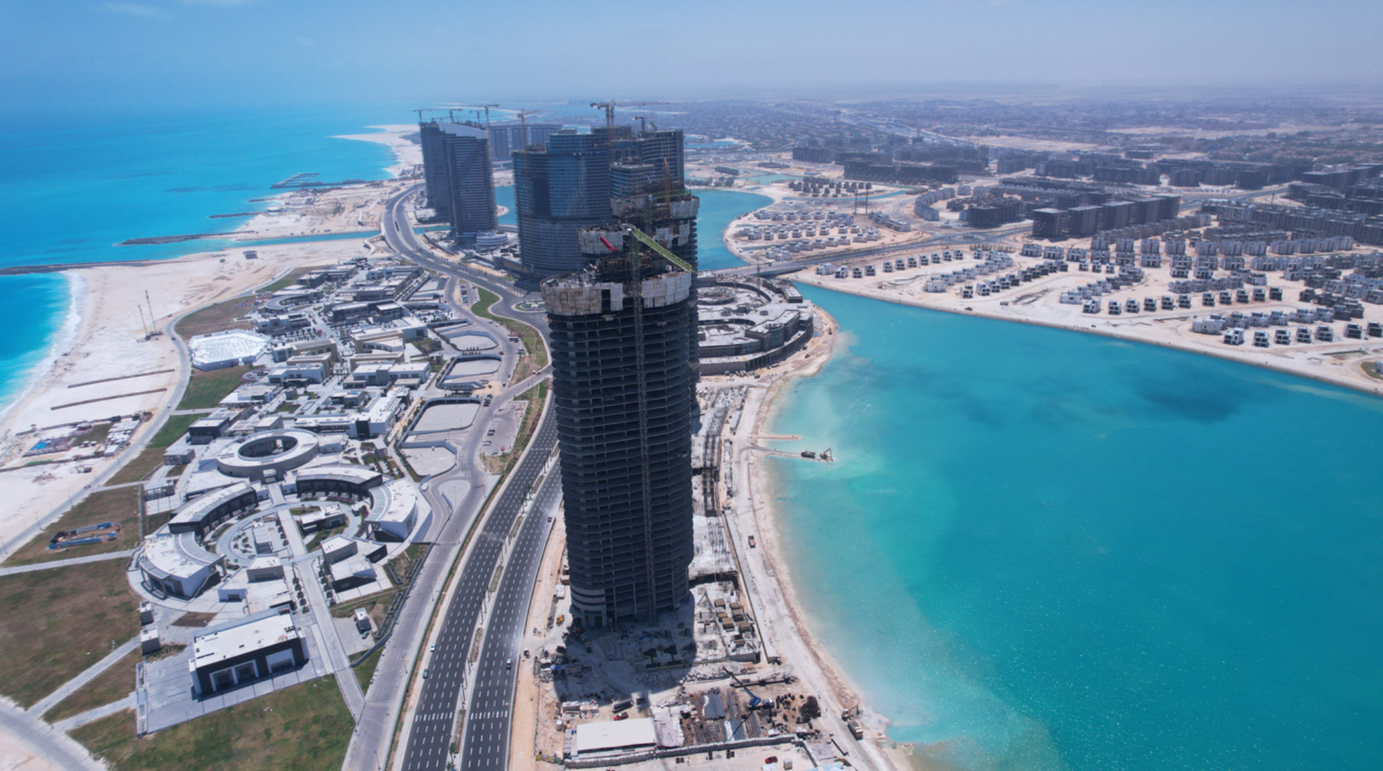 مدينة العلمين في الساحل الشمالي