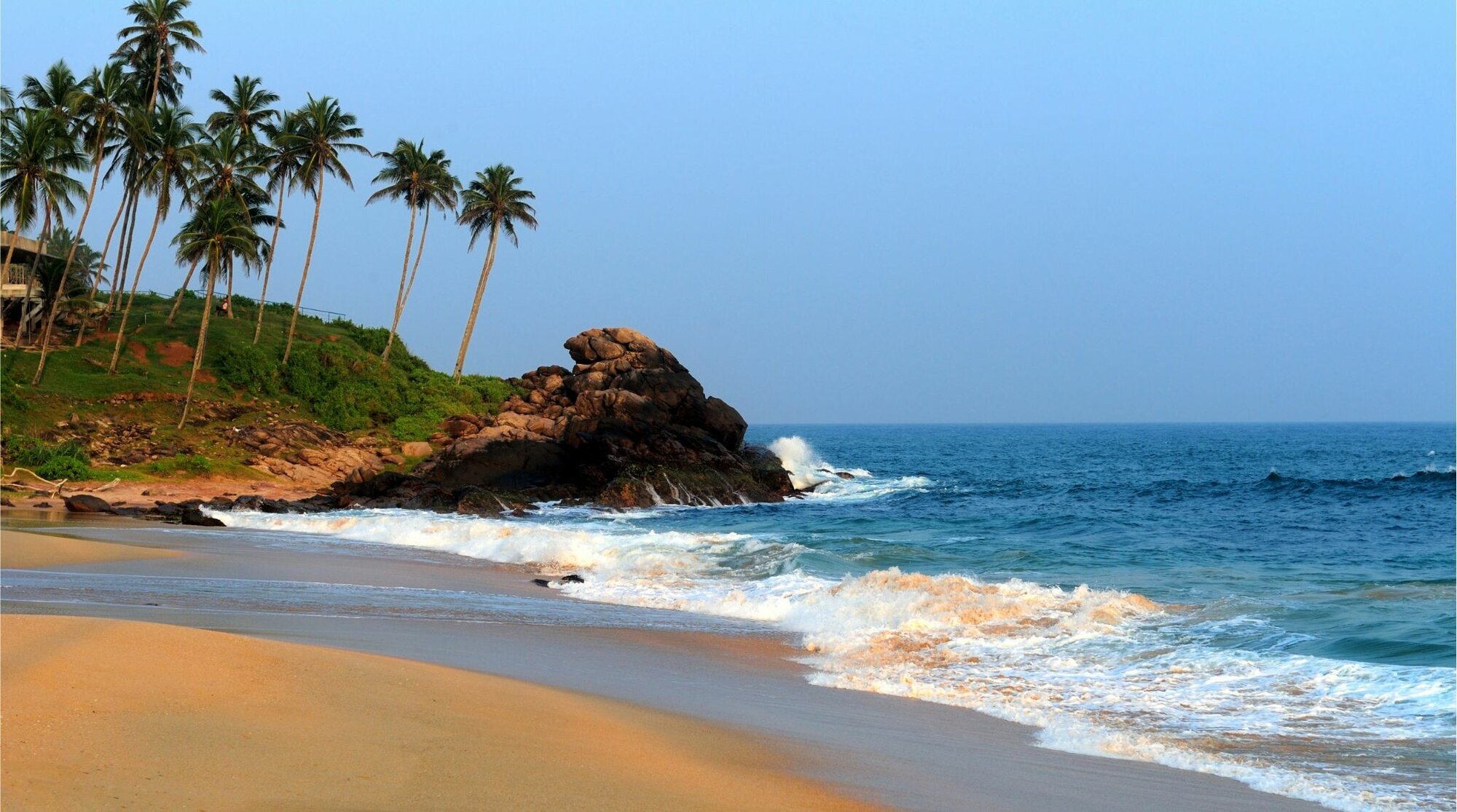 شاطئ استوائي في سريلانكا