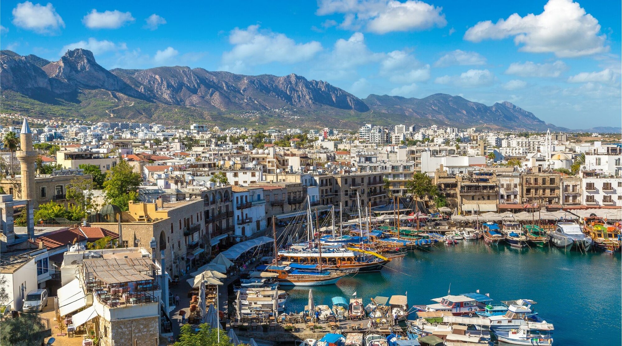 ميناء في كيرينيا (جيرني) شمال قبرص