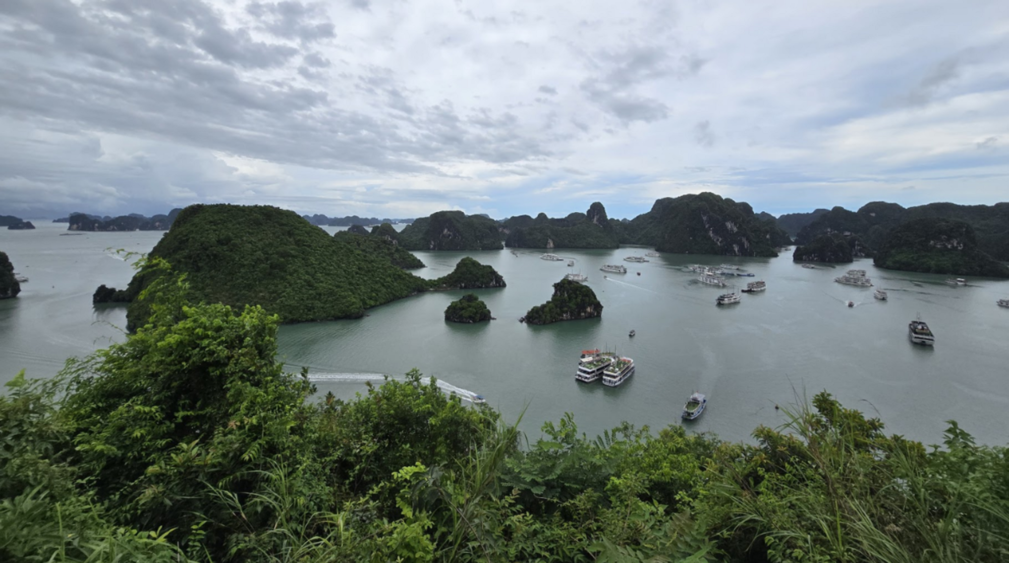 Ha Long Bay