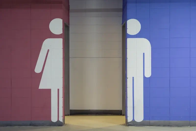 韓国旅行のマナー：公衆トイレの男女サイン