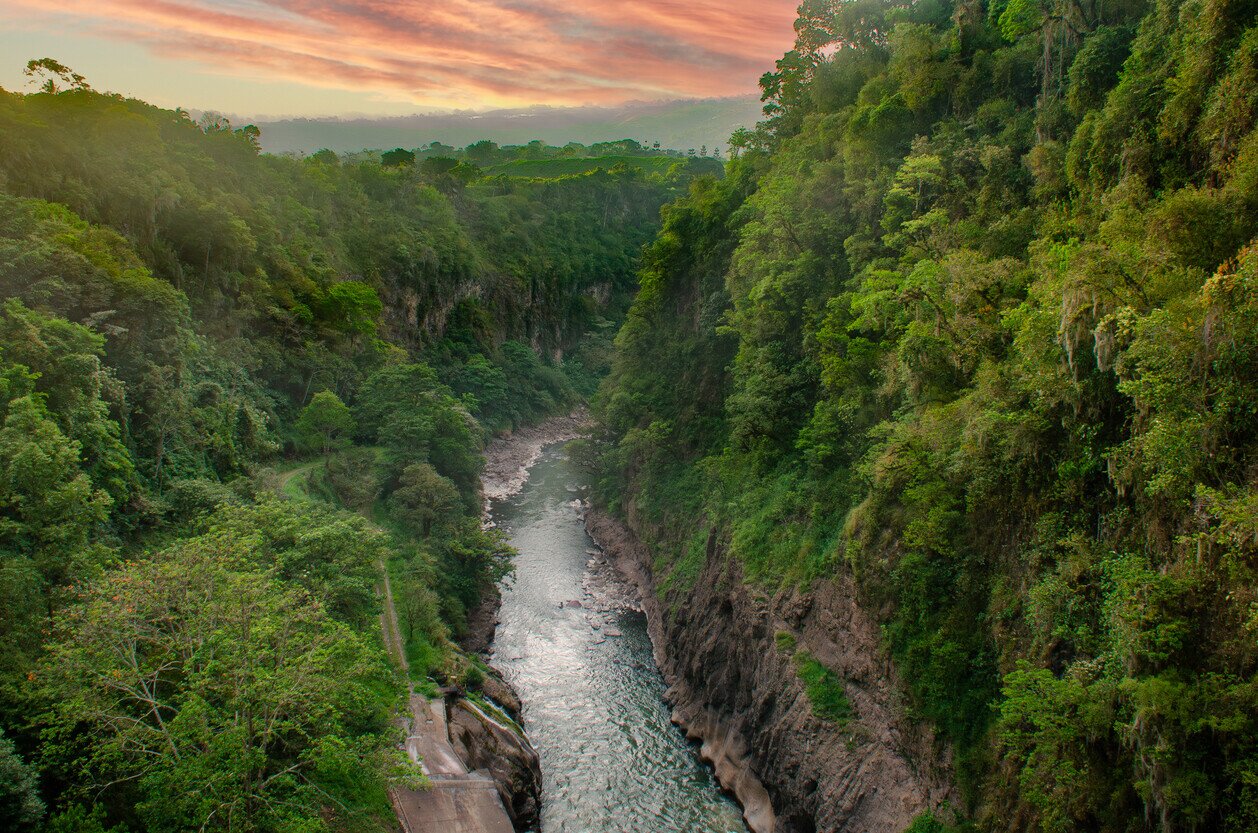 Cachi dam in Costa Rica