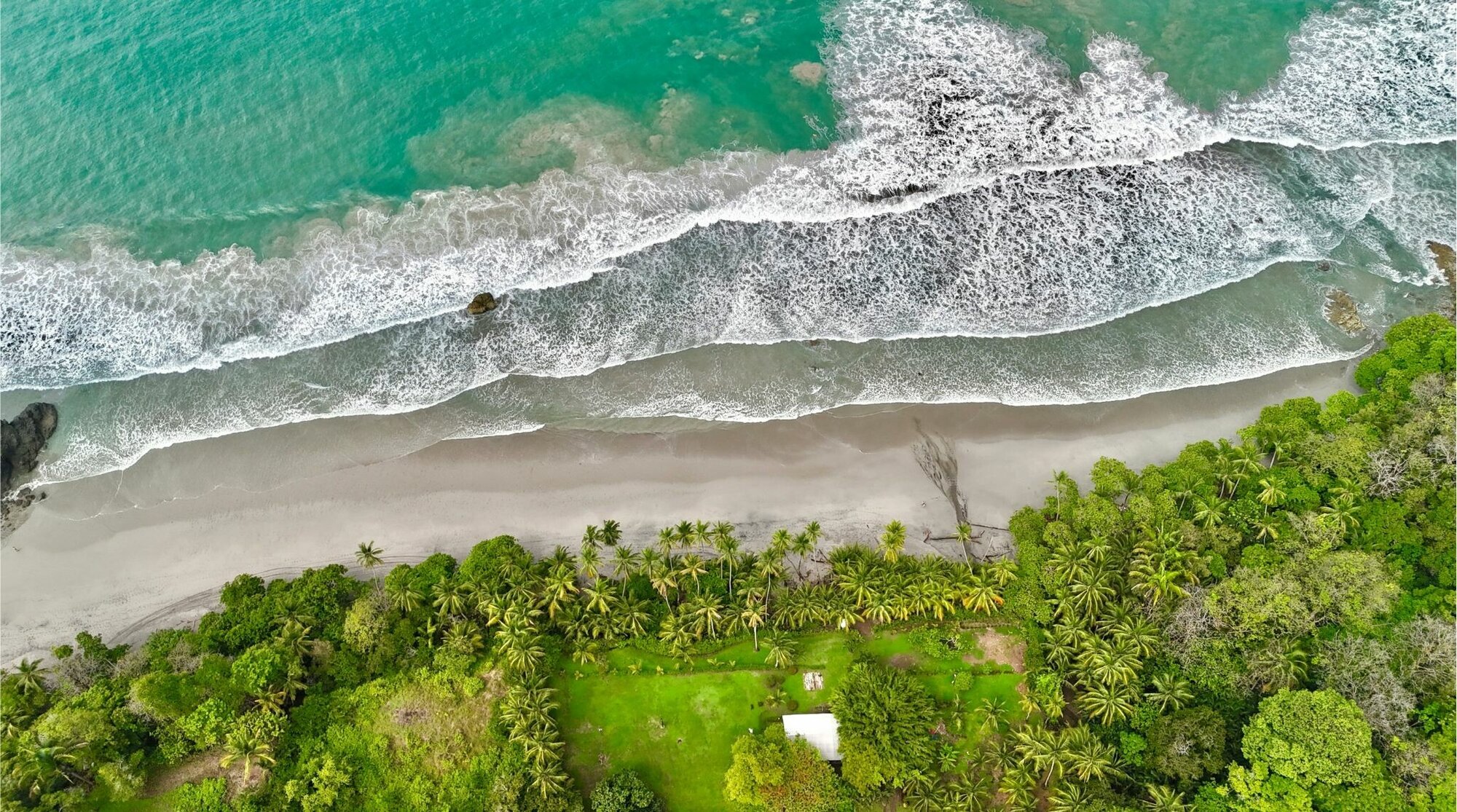 Praia de Santa Teresa em Costa Rica