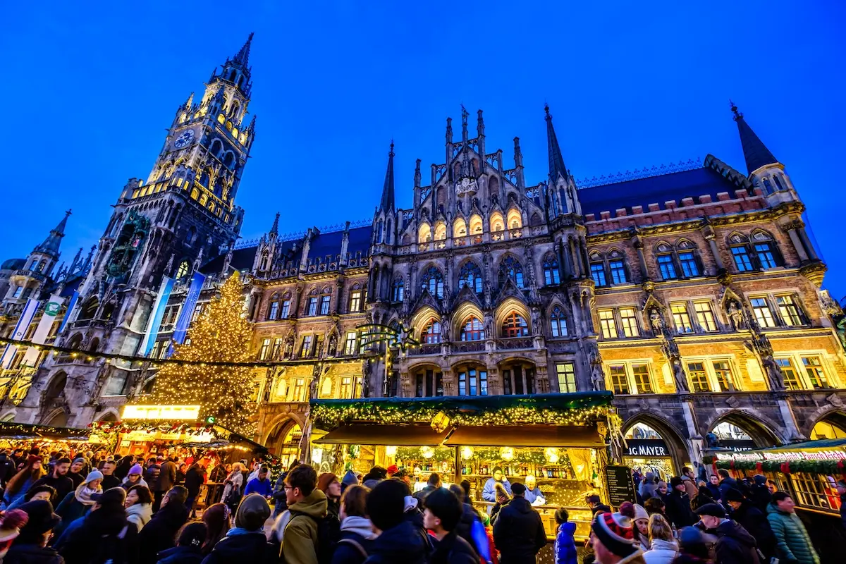 ドイツのクリスマスマーケット、ミュンヘンのマリエン広場と新市庁舎