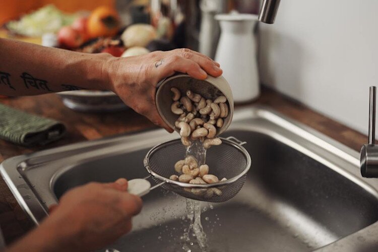 cashews getting washed