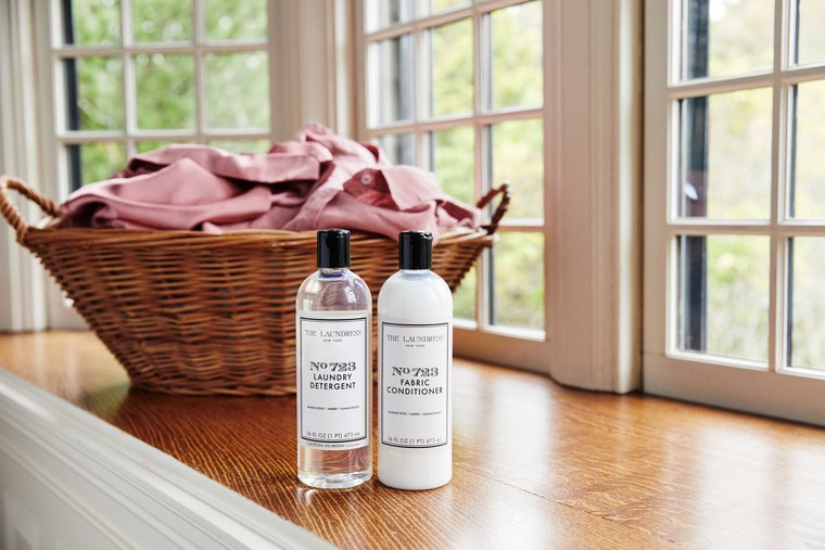 the laundress no. 723 detergent and fabric conditioner