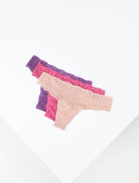 set of 3 low-rise lace thongs
