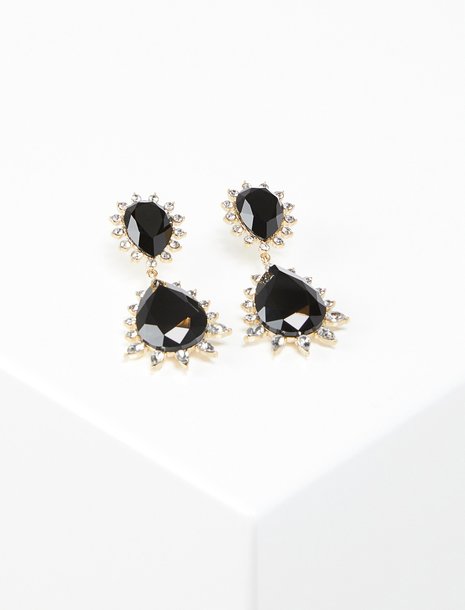 Picture of a pair of black crystal drop earrings