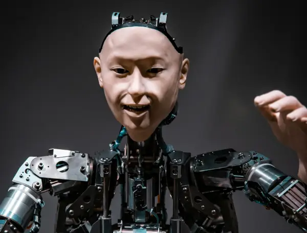 Artificial intelligence ‘moving to the foreground’ of high-end e-tail 