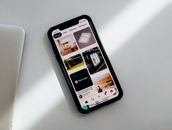 Pinterest’s AI-oriented visual search upgrade could have intriguing implications for fashion ecommerce 