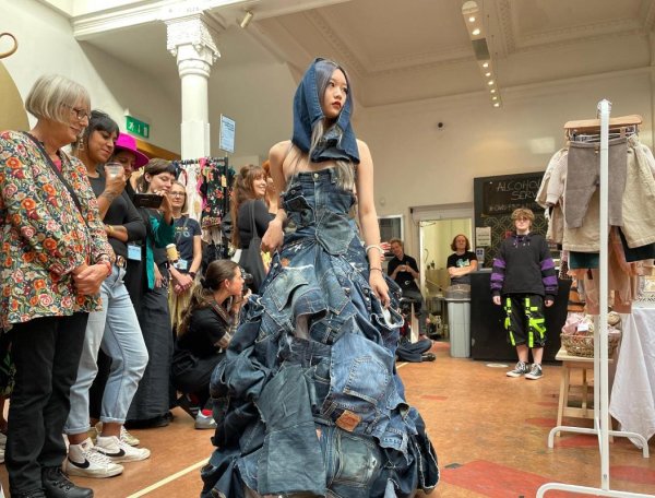 Sustainable Fashion Week is held across the UK and internationally for the first time, to “massive success” 