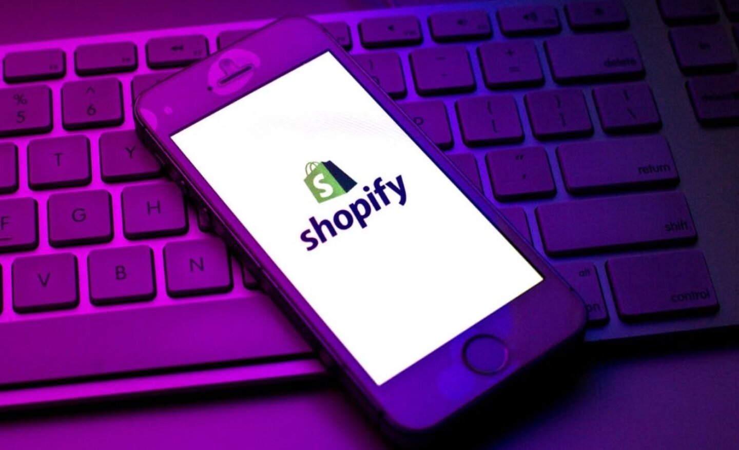 Marketing + Growth