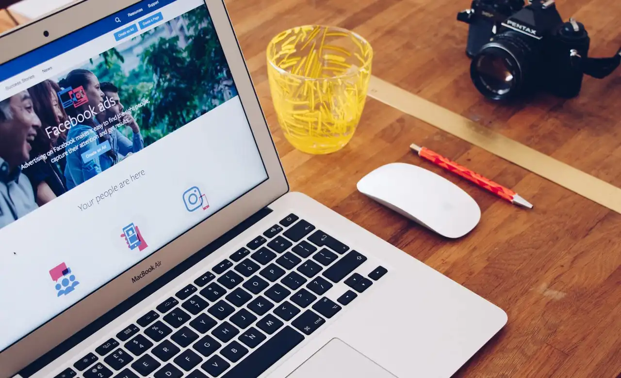 Marketing + Growth