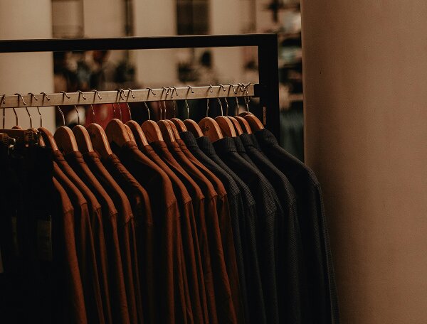 UK shoppers spend more than £162 billion on clothing a year, says new report 