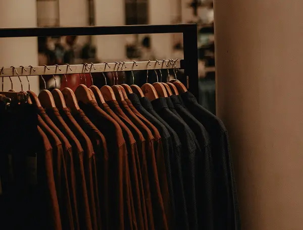 UK shoppers spend more than £162 billion on clothing a year, says new report 