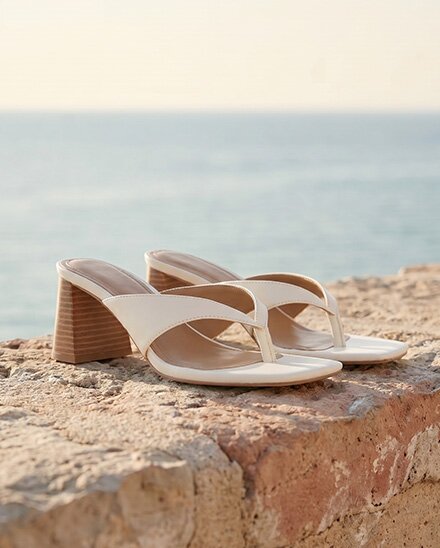 Sandalias