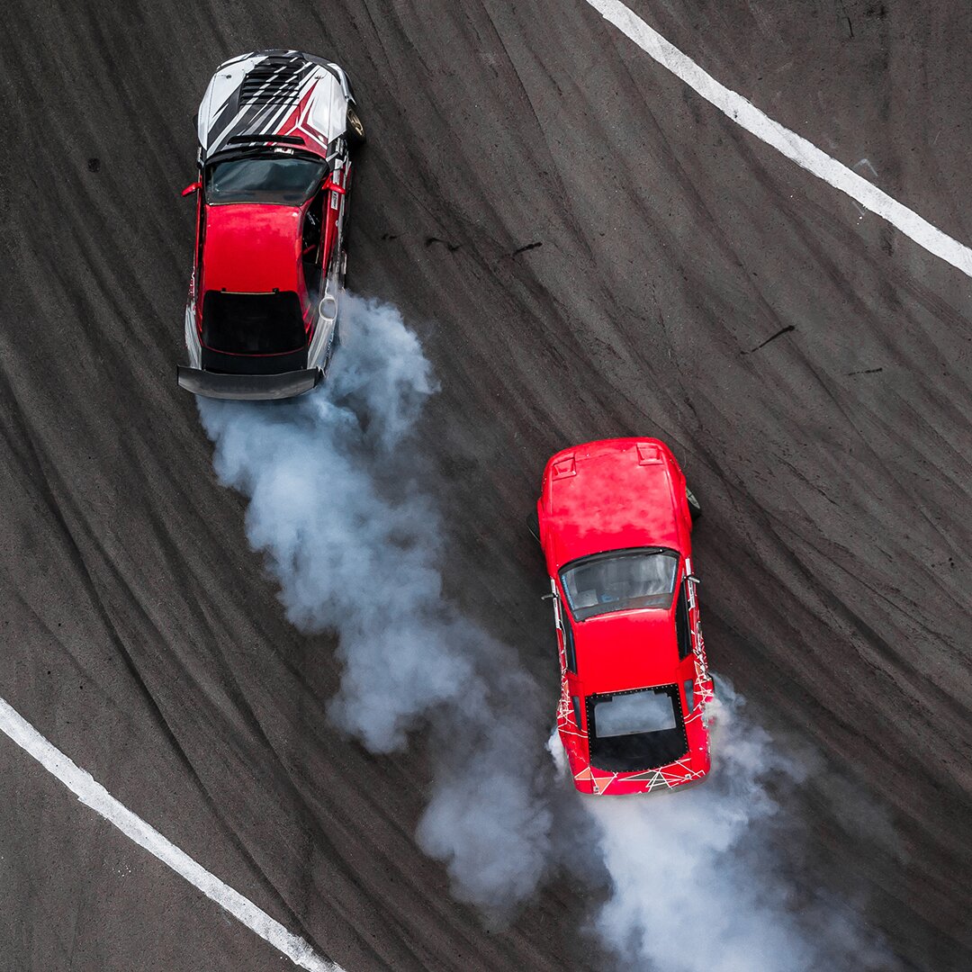 3x mehr Durchsatz bei 40 % weniger Speicher: iSecNG wechselt vollständig zu metalstack.cloud