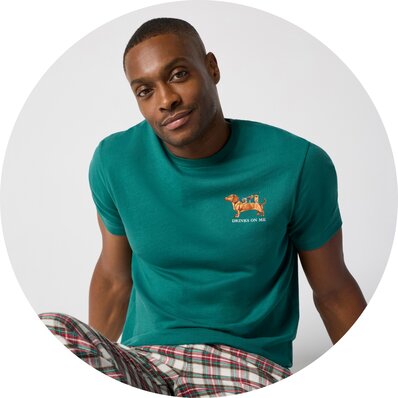 Women’s & men’s graphic tees