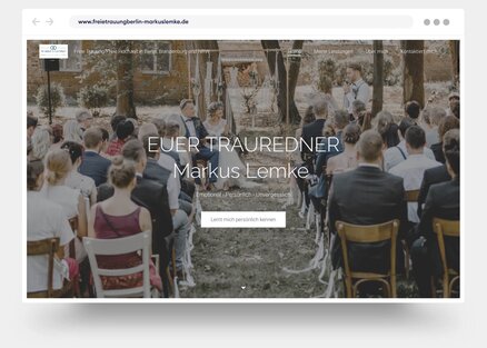 Met Jimdo gemaakte website van een trouwambtenaar, met informatie over ceremoniediensten voor bruidsparen.