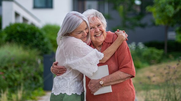 Warm, personal support for aging loved ones. Herewith connects Houston families with trusted Helpers for companionship and daily care.