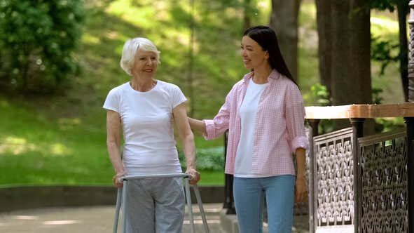 Support safe mobility at home or outdoors with trusted Helpers in Chicago. Herewith connects families with reliable, compassionate in-home support.