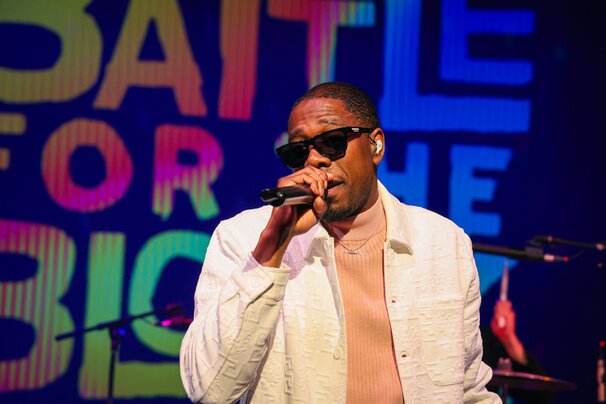 D-Trait performing for Battle for the Block