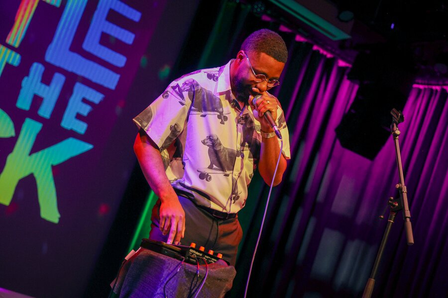 Ro$$ay on stage performing for Battle for the Block