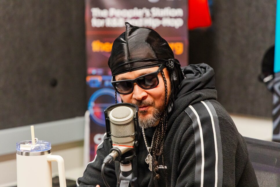 Bizzy Bone on the DROP mic