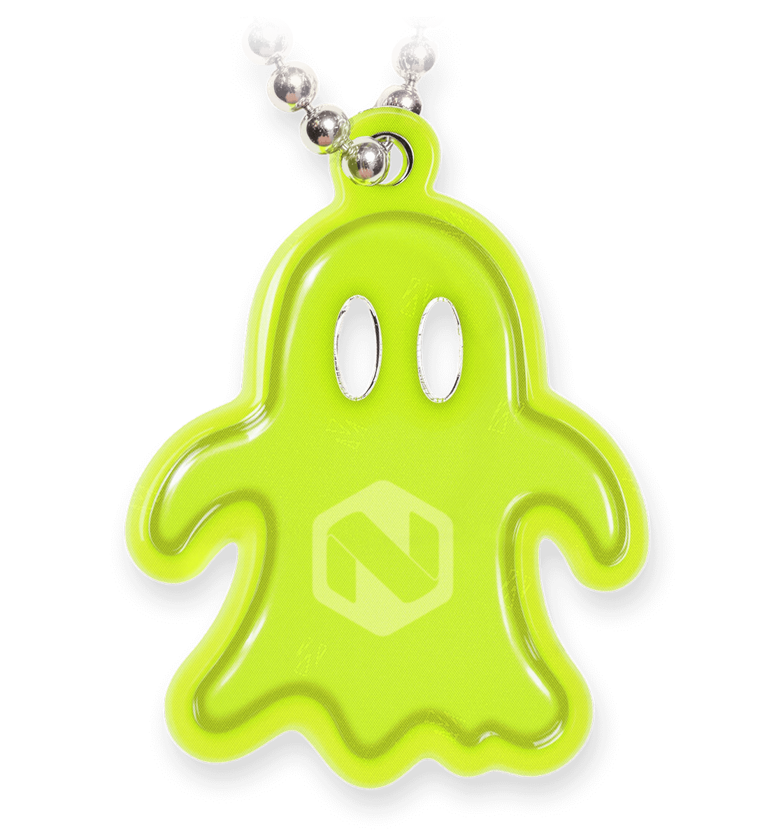 Neongul mykrefleks formet som et spøkelse, med hvit logo trykket på fronten under det reflekterende materialet. Refleksen er festet til en sølvfarget kulekjede. Perfekt som profilartikkel for synlighet i mørket.